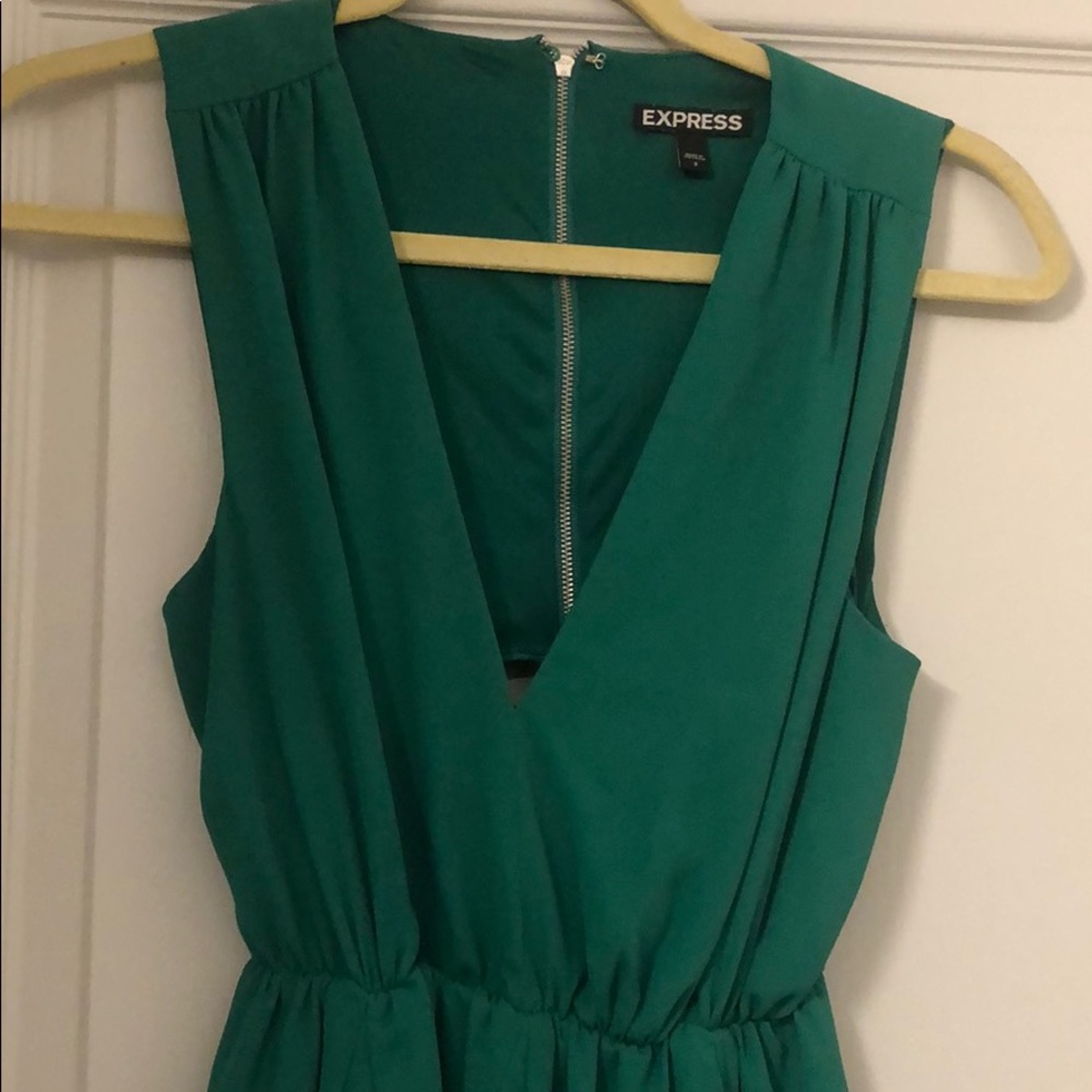 Cute Express Dress! - Picture 2 of 3